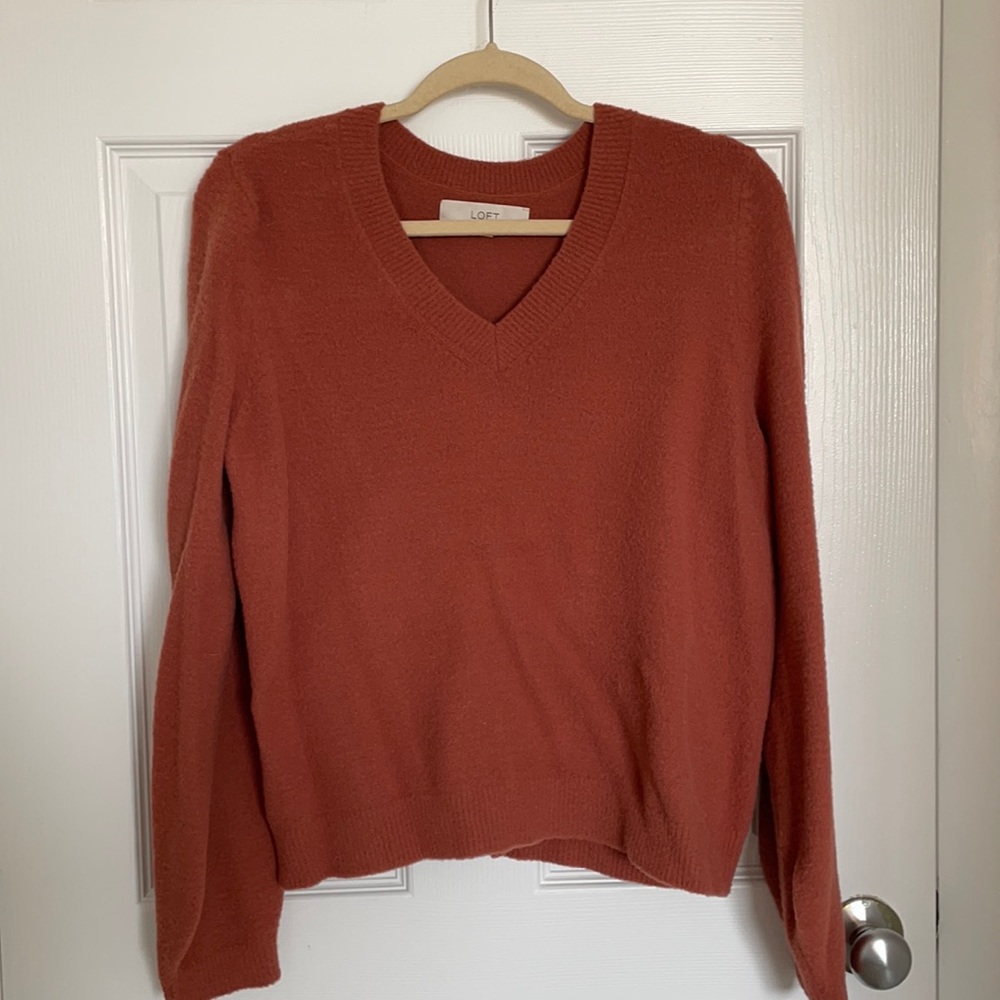 Soft V-neck sweater